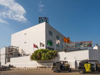 Hotel Asia Jammu Tawi Катра Экстерьер фото